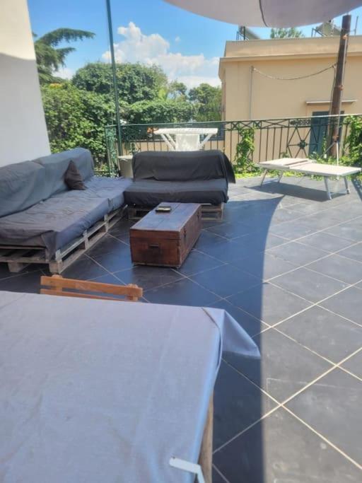 Villa Kamyhouse Una Tranquilla Struttura Nel Verde Neapel Exterior foto