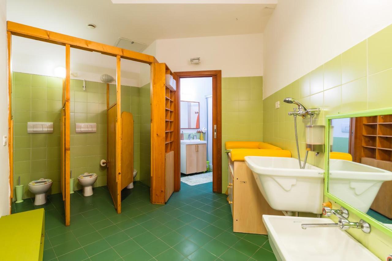 Villa Kamyhouse Una Tranquilla Struttura Nel Verde Neapel Exterior foto