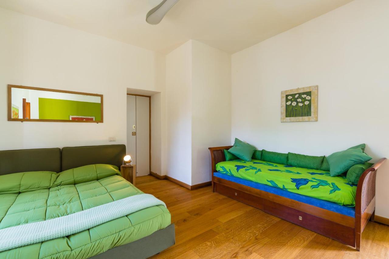 Villa Kamyhouse Una Tranquilla Struttura Nel Verde Neapel Exterior foto
