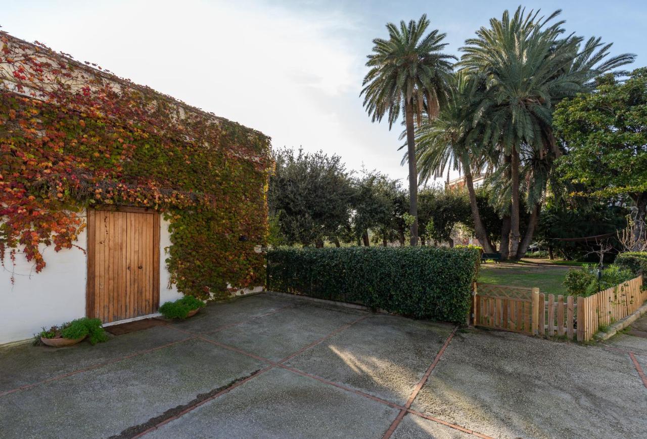Villa Kamyhouse Una Tranquilla Struttura Nel Verde Neapel Exterior foto